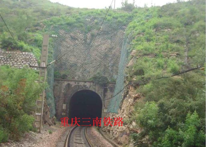 边坡主动防护网案例图片3