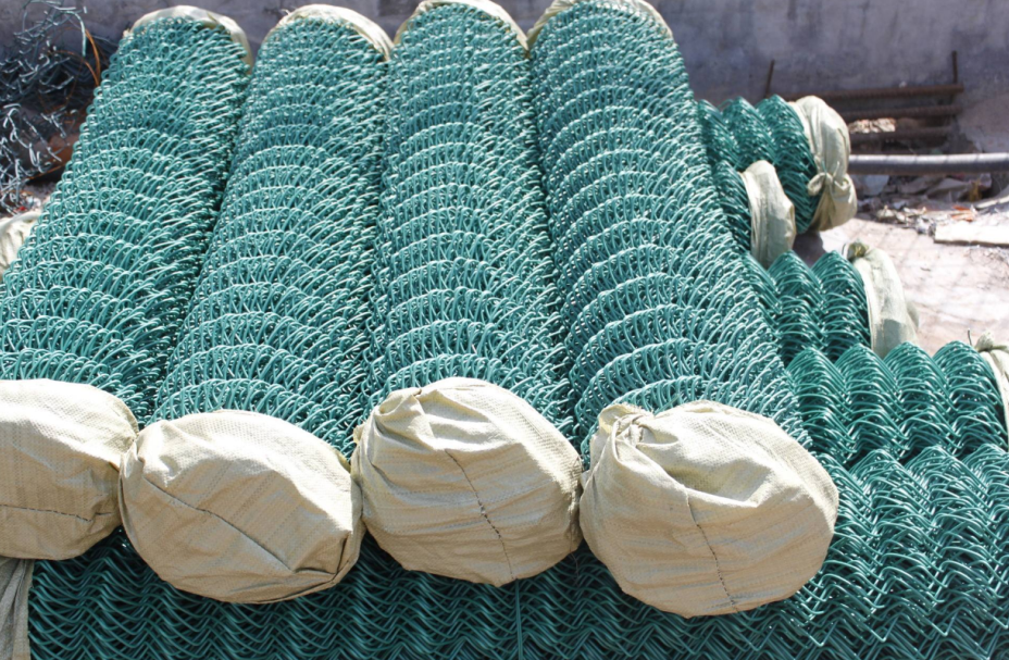 包塑菱形勾花网图片2